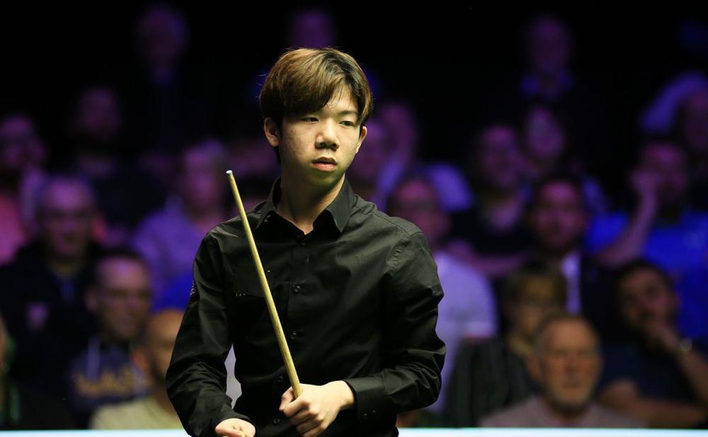 时则显得较 时则显得较