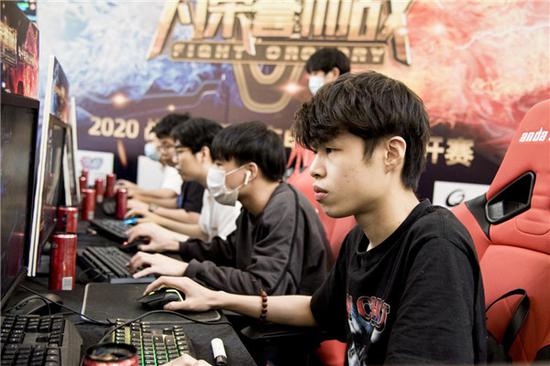 与士气上双 与士气上双